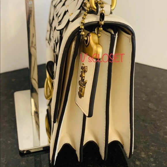 ❤️SOLD ❤️Coach Leather Purse - Picture 6 of 12